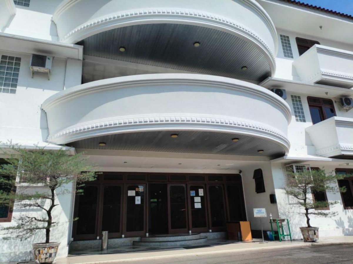 Wisma Hari Kota เมดาน ภายนอก รูปภาพ